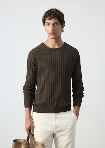 MANGO MAN Sweter w kolorze brązowy: przód