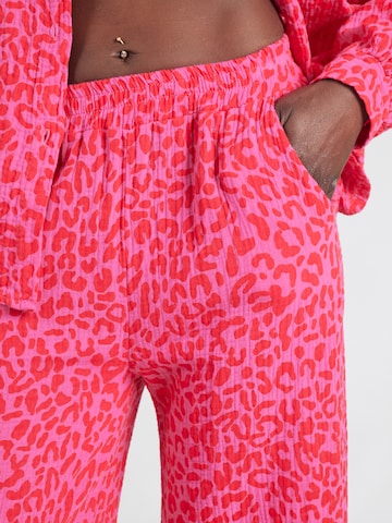 Hailys Wide leg Παντελόνι 'Ra44iney' σε ροζ