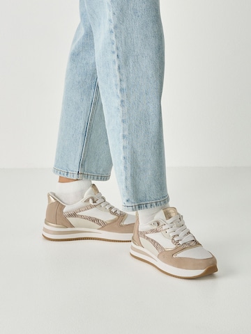 Tamaris Platform trainers in Beige