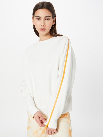 Tally WeijlSweater majica - bijela boja: prednji dio