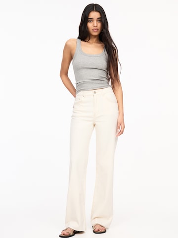 Regular Jean Pull&Bear en blanc