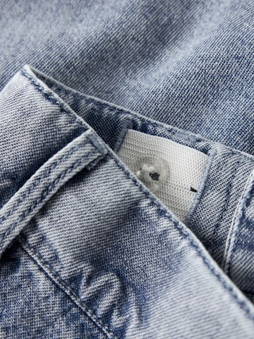 Lil'Atelier - Loosefit Vaquero en azul