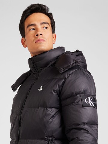Veste d’hiver 'Essentials' Calvin Klein Jeans en noir