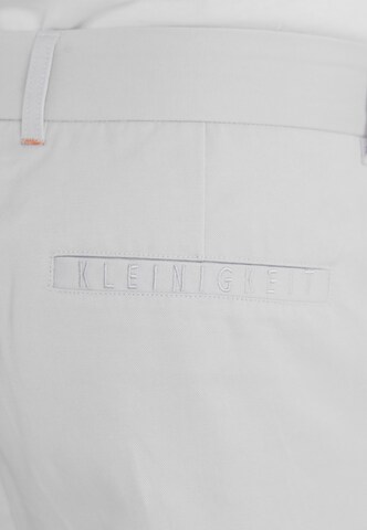 Kleinigkeit Normální Kalhoty se sklady v pase 'Amadeus' – bílá