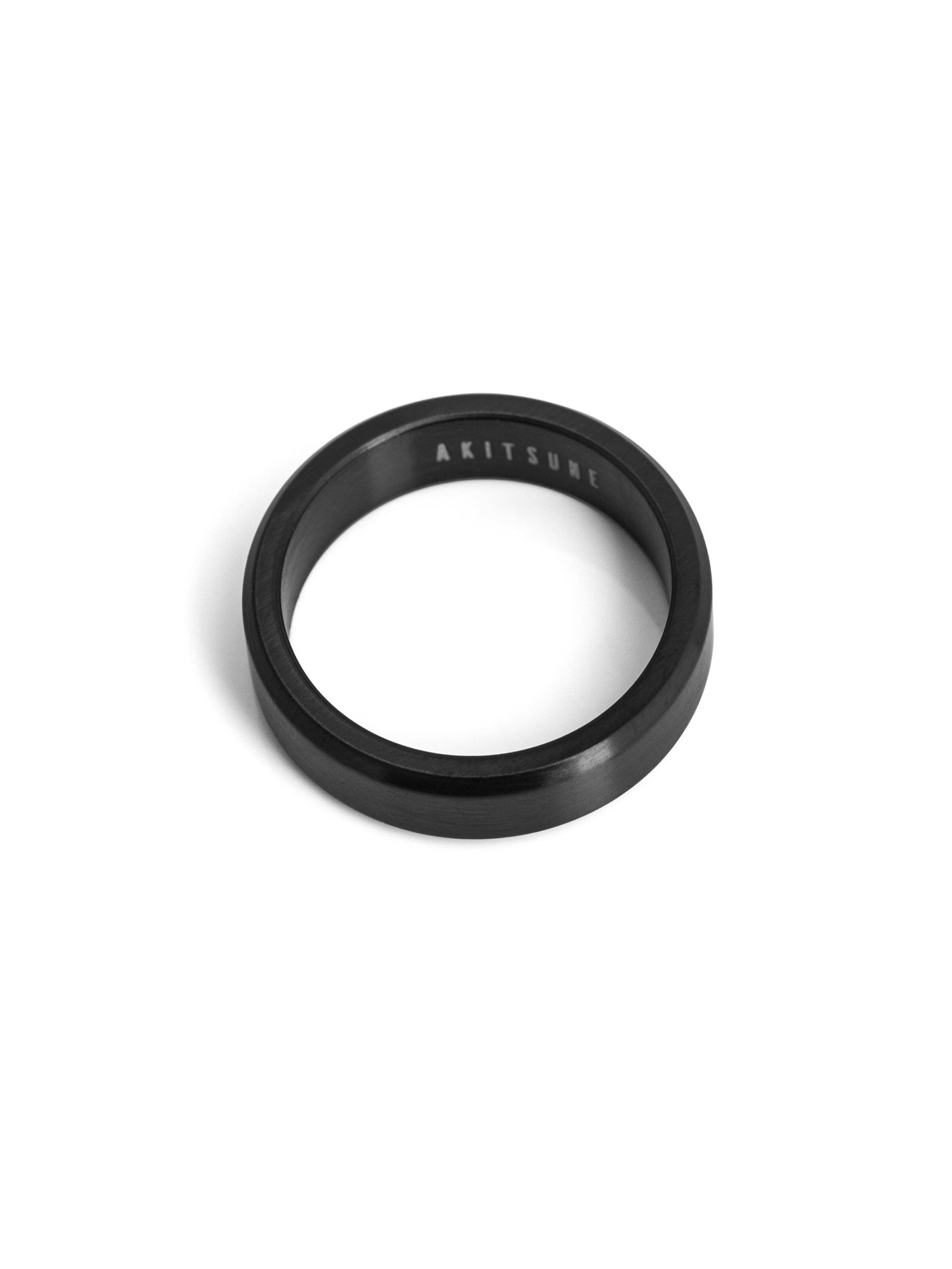 Akitsune Ring 'Purus' in Black