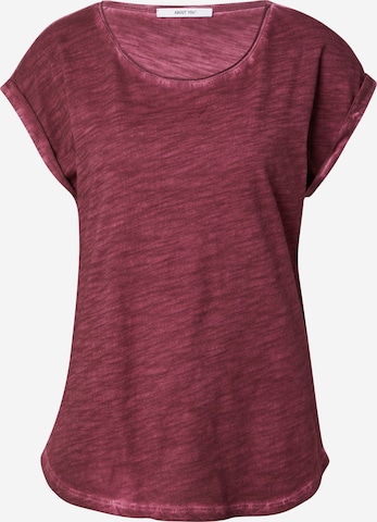 ABOUT YOU Shirt 'Winter ' in Rood: voorkant