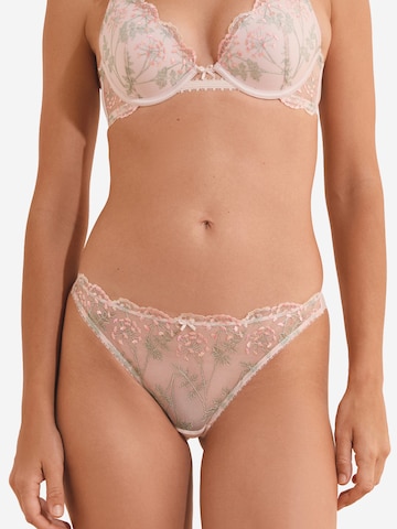 String 'Infusion' di ETAM in colori misti