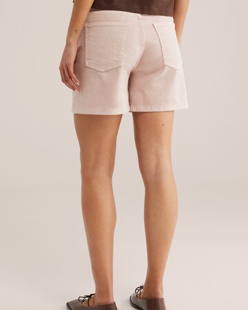 WE Fashion Regular Jeans in Pink