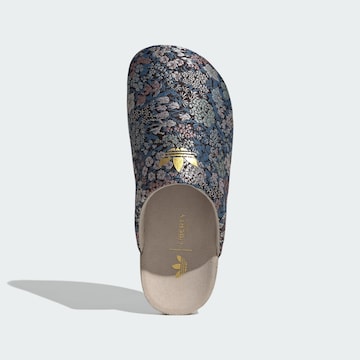 ADIDAS ORIGINALS Μιούλ 'Adimule x Liberty London' σε μαύρο