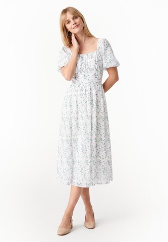 Usha - Vestido em branco