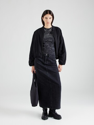 Top 'T-ARTED' di DIESEL in nero
