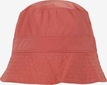 Cappello di GAP in rosso