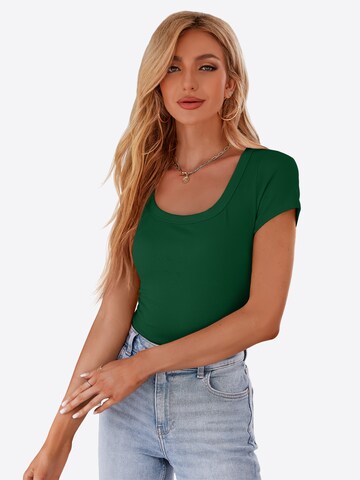 Tricou de la Imily Bela pe verde: față