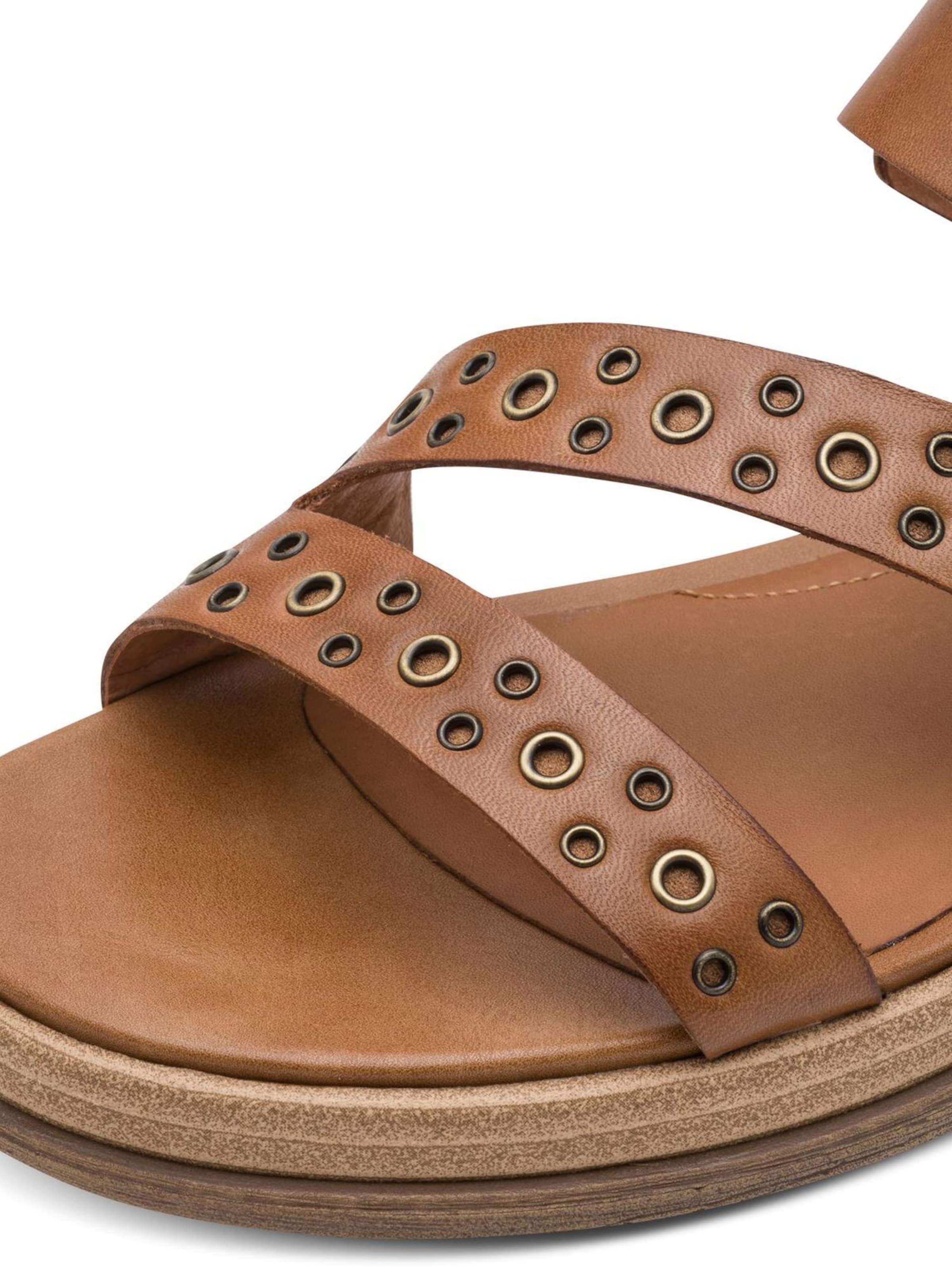 Tamaris Sandal in Brown