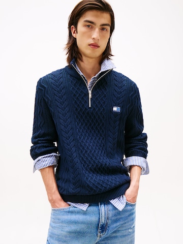 Pull-over Tommy Jeans en bleu : devant