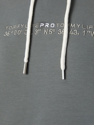 Tommy Life Aktive Sets in Grau