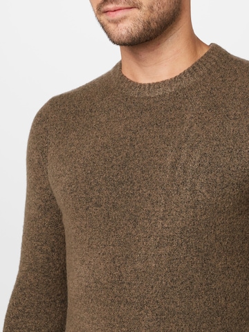 Revolution Sweater in Brown