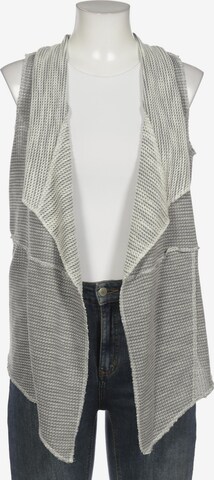 Fresh Made Sweater & Cardigan in S in Grey: front