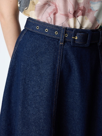 adl Rok in Blauw