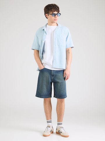 Kaotiko Tričko 'COCKTAILS BAR' - Biela