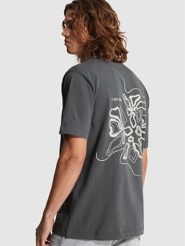 CAST IRON Shirt 'T-shirt in jersey with back artwork' in Grijs: voorkant