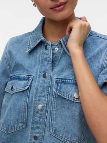VERO MODA - Vestido camisero 'FENJA' en azul