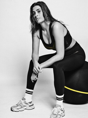 SUPERREBEL® GEAR Skinny Leggings 'KATHERINE_' in Schwarz