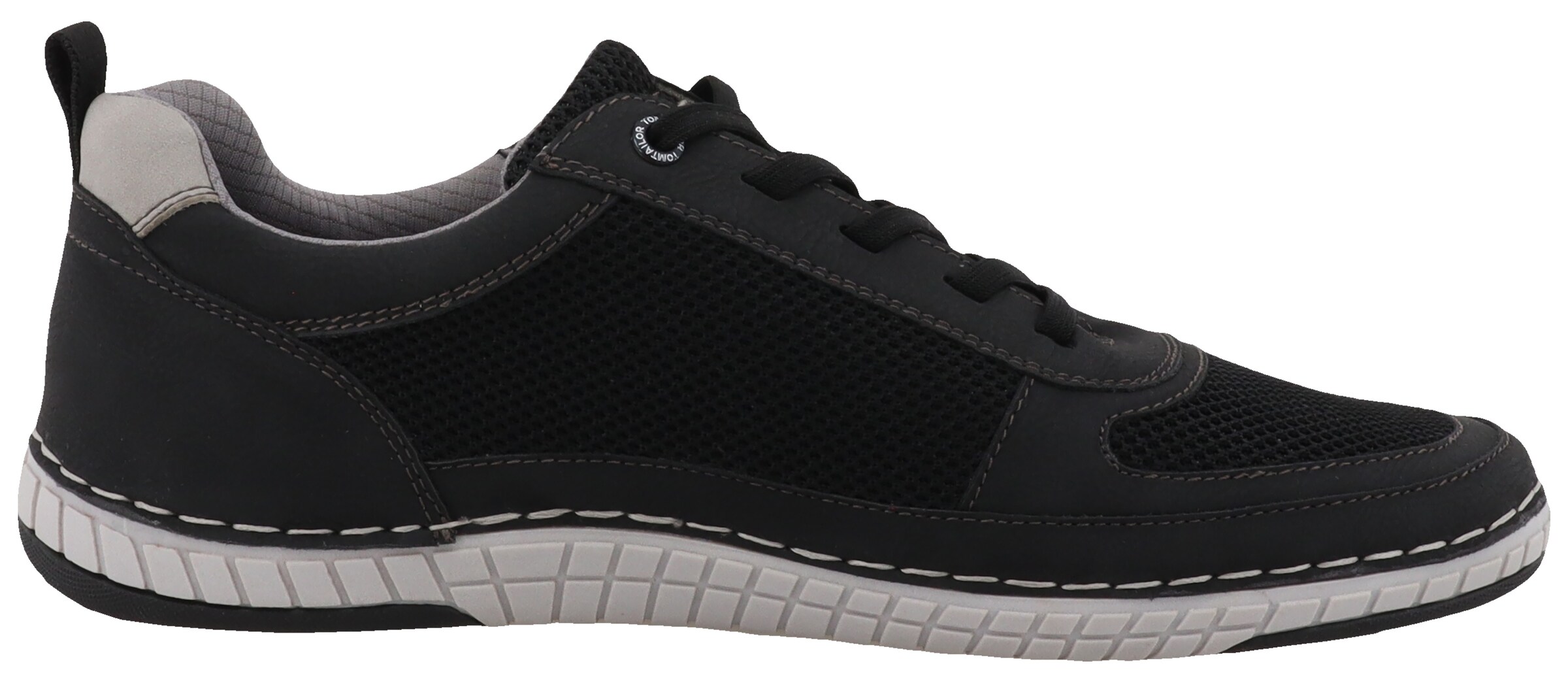 TOM TAILOR Sneakers in Black
