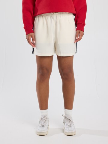 America Today Loosefit Broek in Wit: voorkant