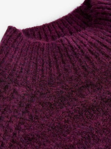 Next Sweater in Red