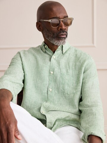 Next Regular Fit Hemd in Grün