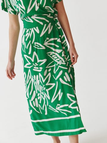 TATUUM Letnia sukienka 'Zerwi' w kolorze zielony