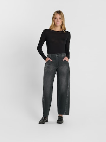 Wide Leg Jean 'LEALY' Le Temps Des Cerises en noir : devant