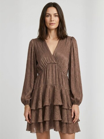 Opal Studio Dress ' Agnas ' in Brown: front