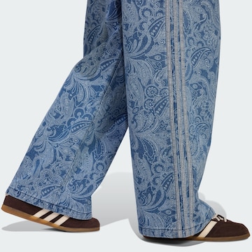 Loosefit Jean 'Liberty London Firebird' ADIDAS ORIGINALS en bleu