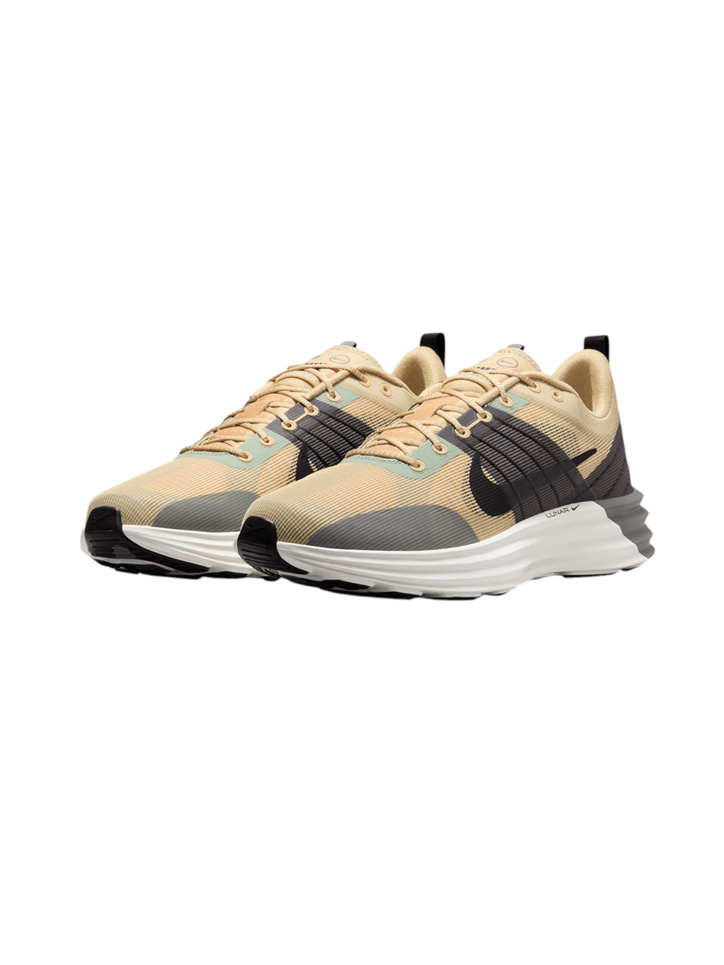 Nike Sportswear Platform trainers in Beige