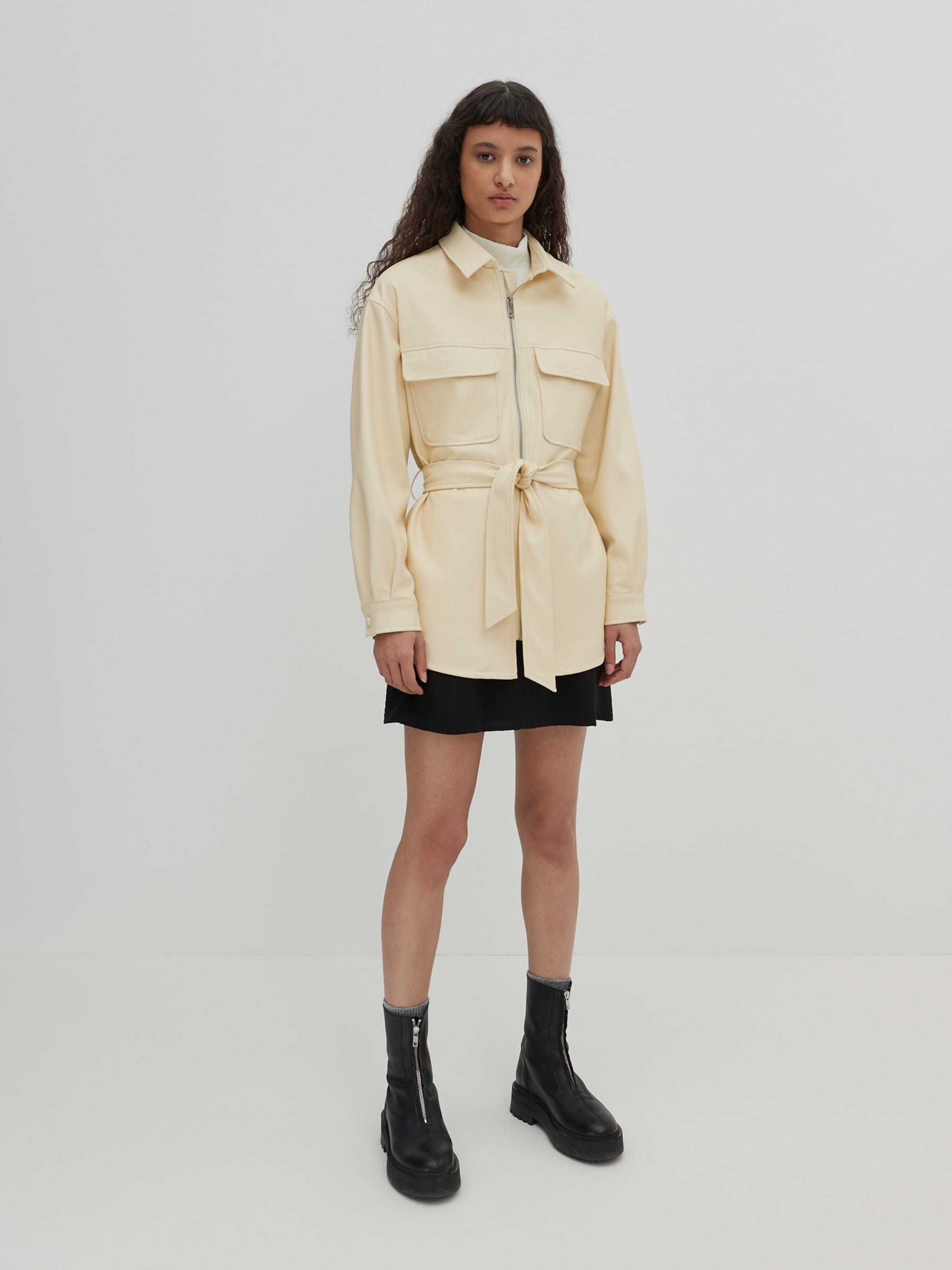 EDITED Producten Blouse 'Kendall' Beige