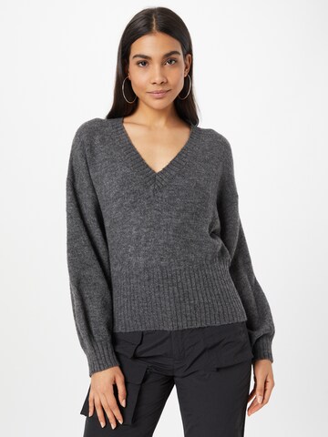 Sisley Sweater in Grey: front