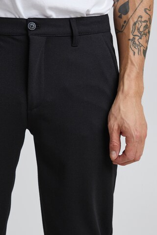 !Solid Slimfit Chino nadrág 'DAVE BARRO' - fekete