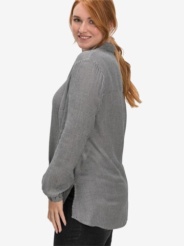 SHEEGO Blouse in Grey