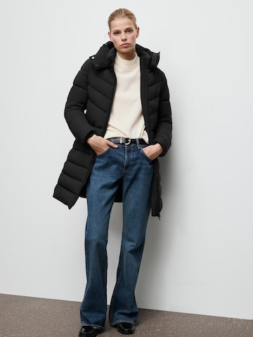 Palton de iarnă 'BEGO' de la MANGO pe negru