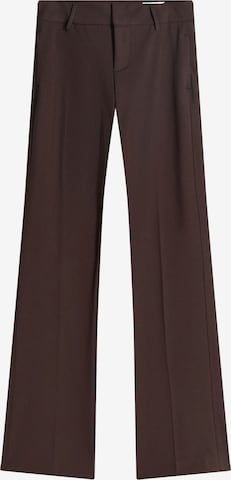 Bershka Levenevä Suorat housut värissä ruskea: etupuoli