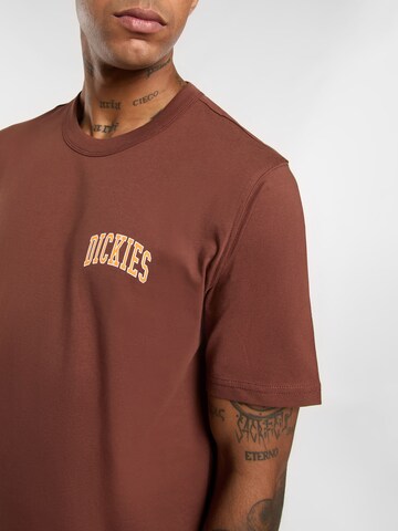 Maglietta 'Aitkin' di DICKIES in marrone
