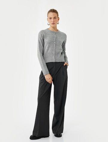 Koton Strickjacke in Grau