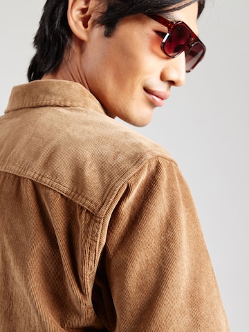 Coupe regular Chemise 'ONSMICHAEL' Only & Sons en marron