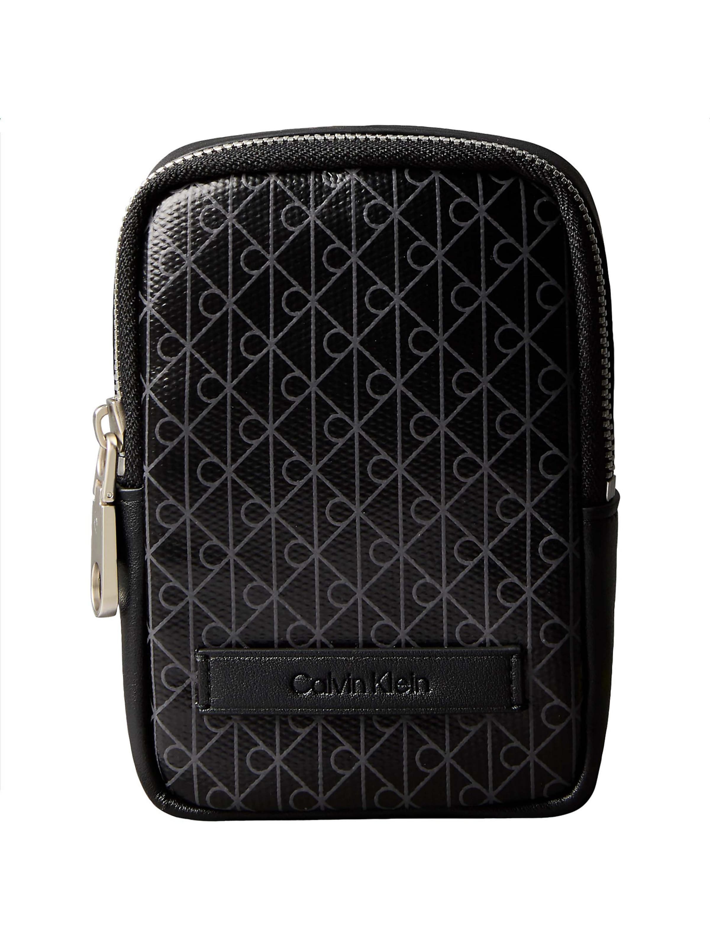 Calvin Klein Θήκη σε μαύρο: μπροστά