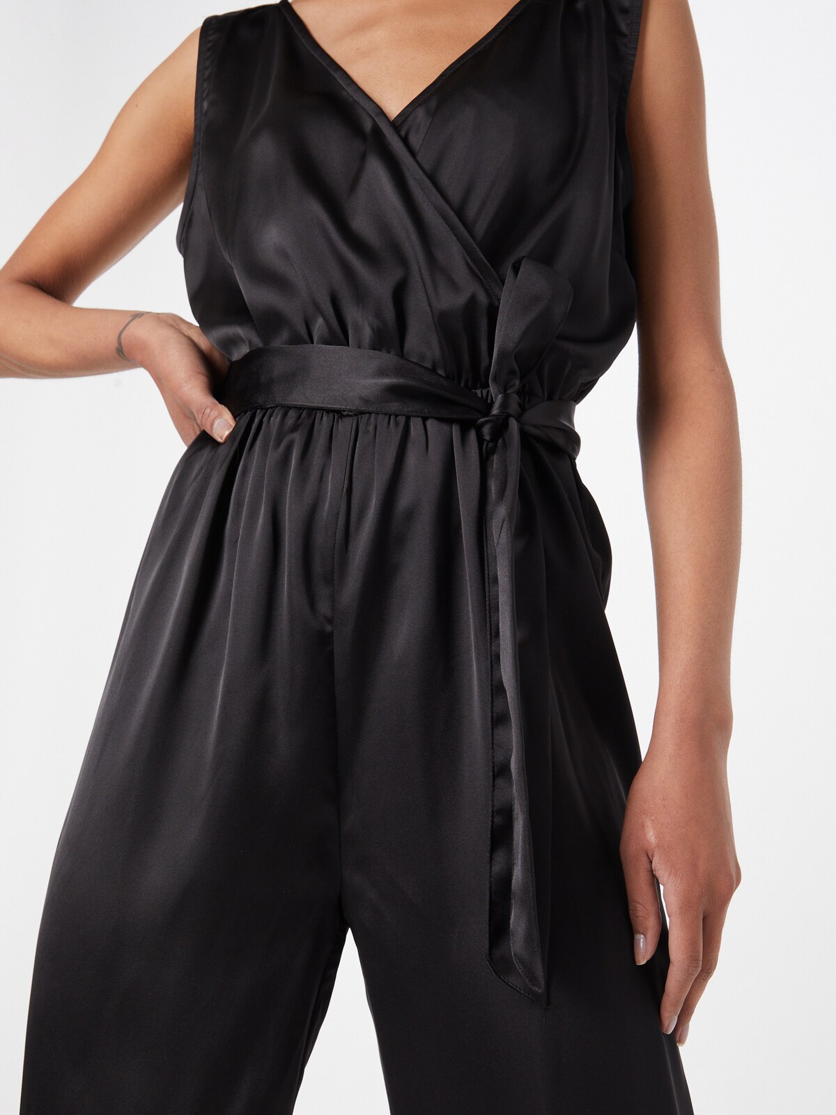 JDY Jumpsuit 'RANDI' in schwarz ABOUT YOU