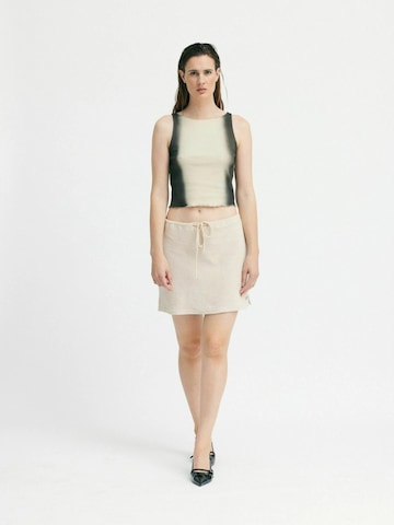 Résumé Hame ' BoraRS ' värissä valkoinen