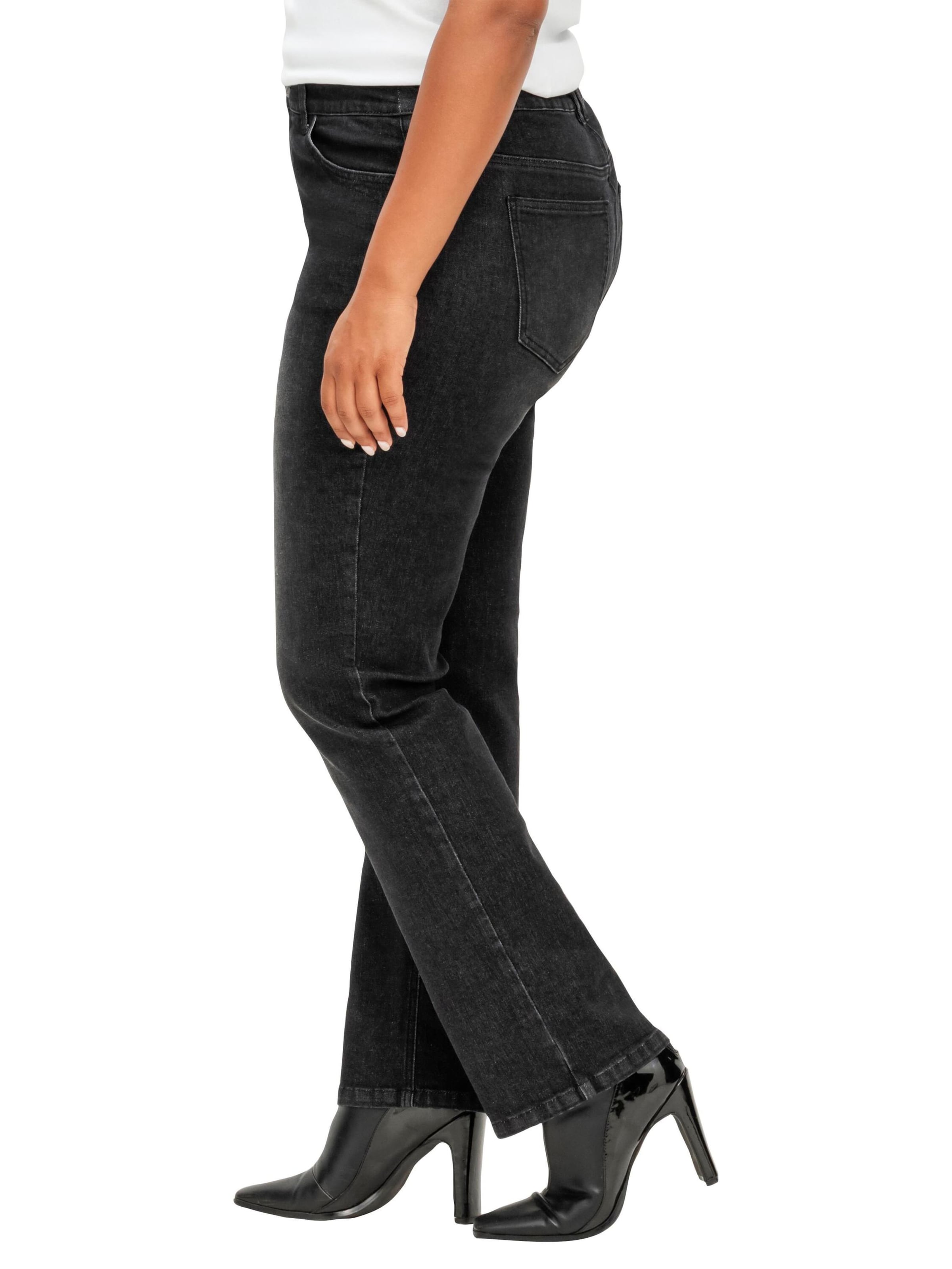 regular Jeans di SHEEGO in nero