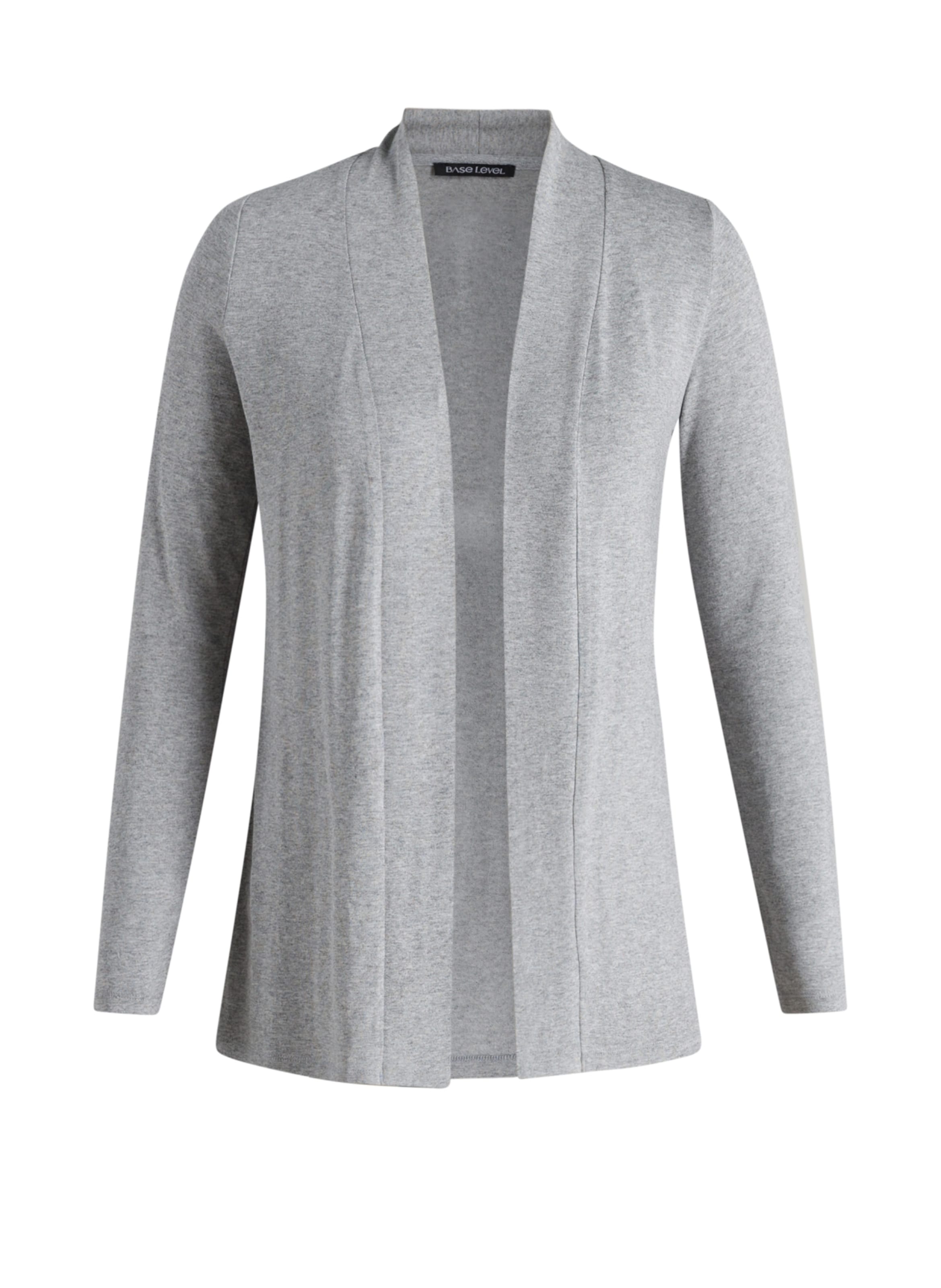 BASE LEVEL CURVY Strickjacke in Grau: Vorderseite